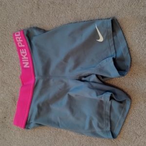 Women's Nike pro